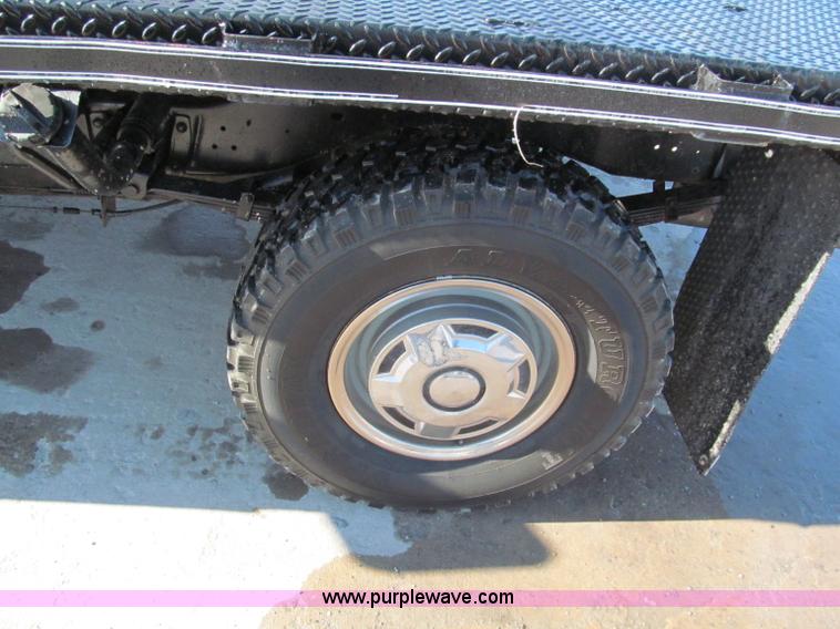 image for item E5869 1990 Dodge Ram D250 pickup truck