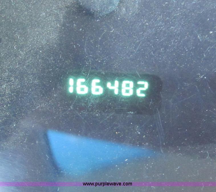 image for item E5871 1999 Dodge Dakota Club Cab pickup truck