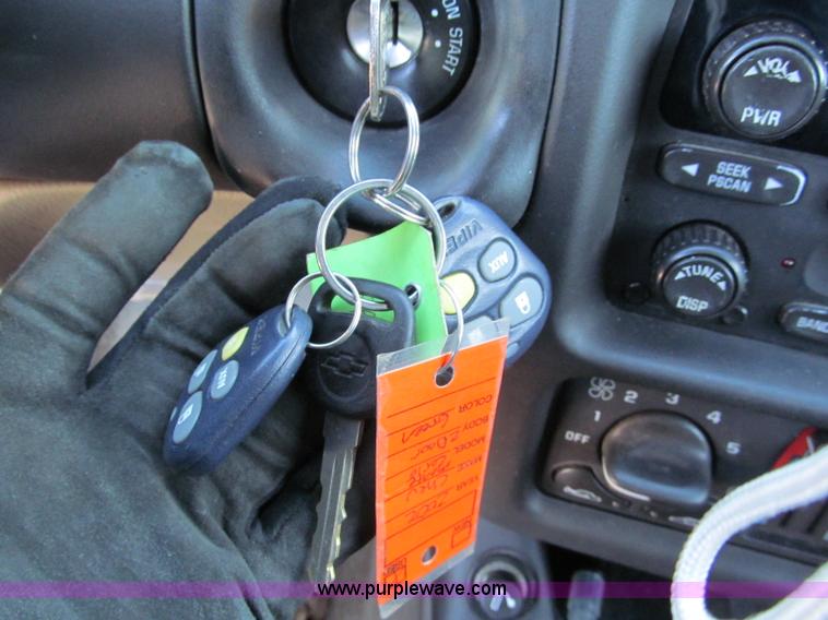 image for item E5874 2002 Chevrolet Monte Carlo SS