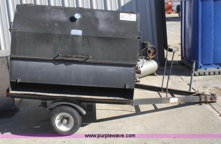 image for item F2858 Trailer mounted grill