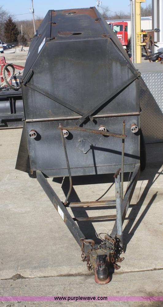 image for item F2858 Trailer mounted grill