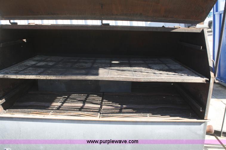 image for item F2858 Trailer mounted grill