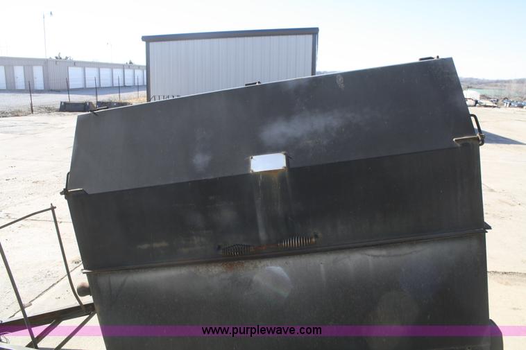 image for item F2858 Trailer mounted grill