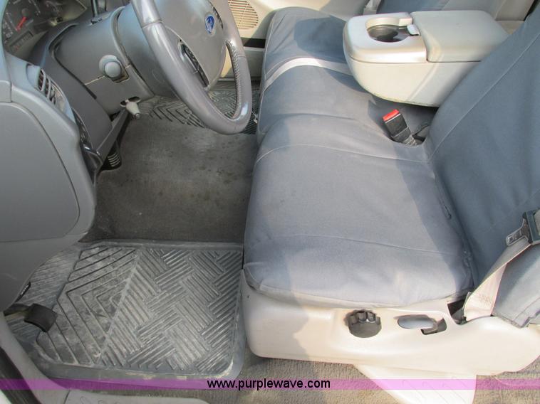 image for item F4046 2004 Ford F150 XLT SuperCab pickup truck