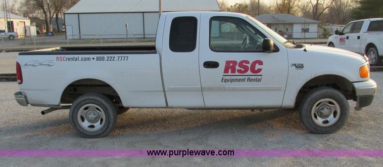 image for item F4050 2004 Ford F150 XLT SuperCab pickup truck