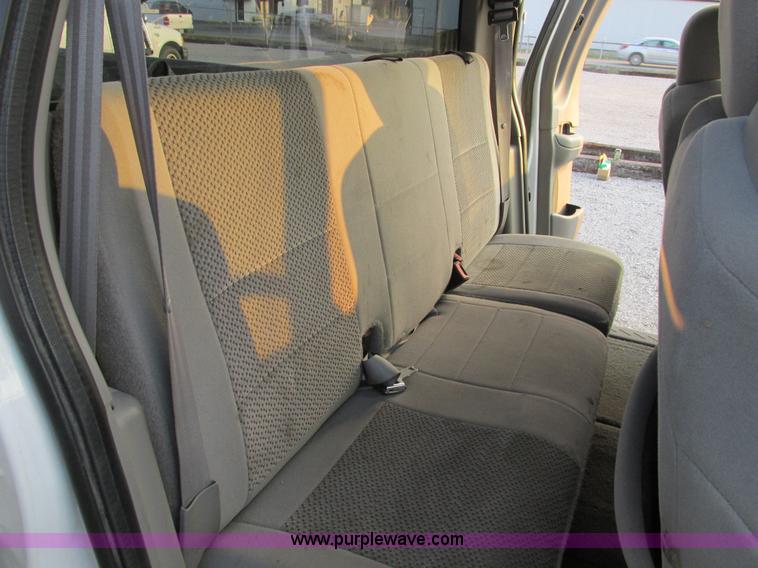 image for item F4050 2004 Ford F150 XLT SuperCab pickup truck