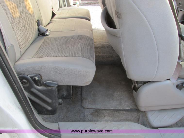 image for item F4050 2004 Ford F150 XLT SuperCab pickup truck