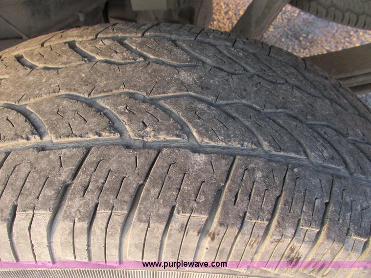 image for item F4050 2004 Ford F150 XLT SuperCab pickup truck