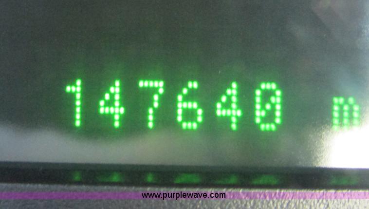 image for item F4172 2004 Ford Taurus LX