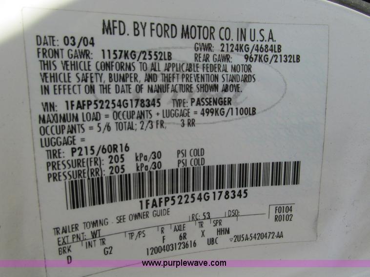 image for item F4172 2004 Ford Taurus LX