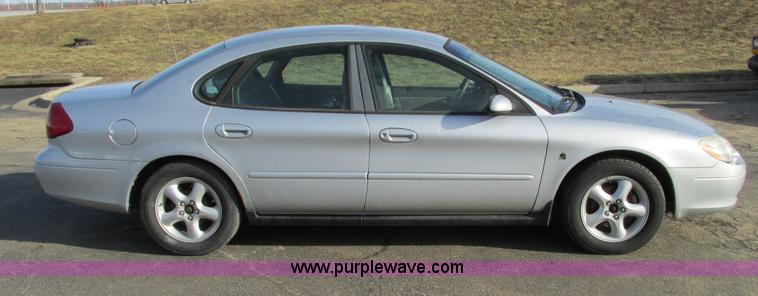 image for item F4173 2000 Ford Taurus SE SVG