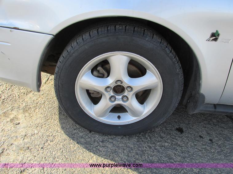 image for item F4173 2000 Ford Taurus SE SVG