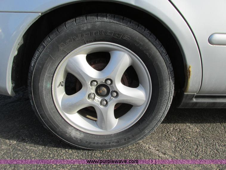 image for item F4173 2000 Ford Taurus SE SVG