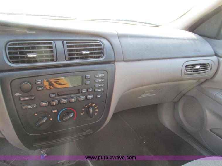 image for item F4173 2000 Ford Taurus SE SVG