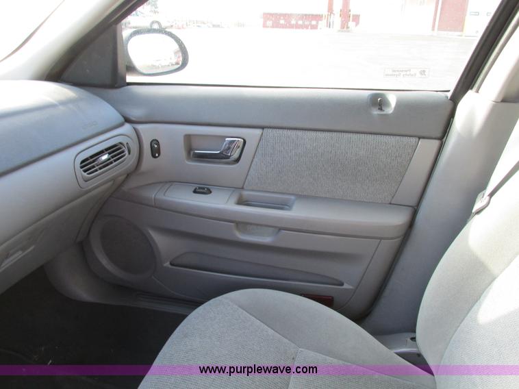 image for item F4173 2000 Ford Taurus SE SVG