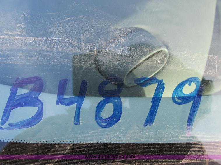 image for item F4173 2000 Ford Taurus SE SVG