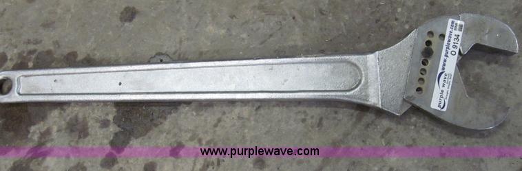 image for item O9134 Industrial crescent wrench