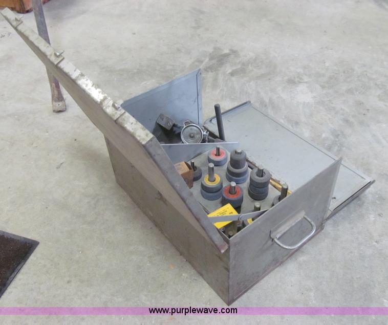 image for item O9141 Sioux valve grinder set and ridge tool