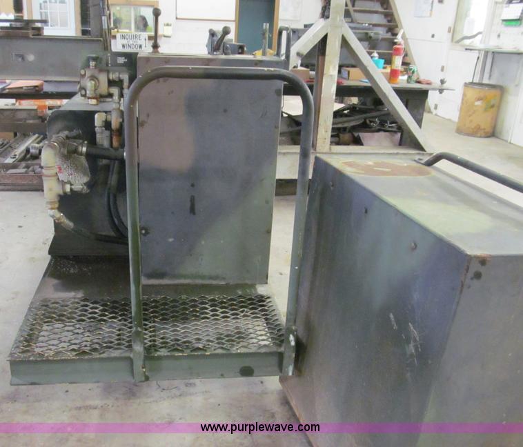 image for item O9147 DP Manufacturing winch