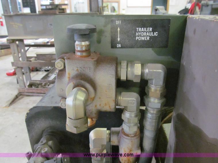 image for item O9147 DP Manufacturing winch