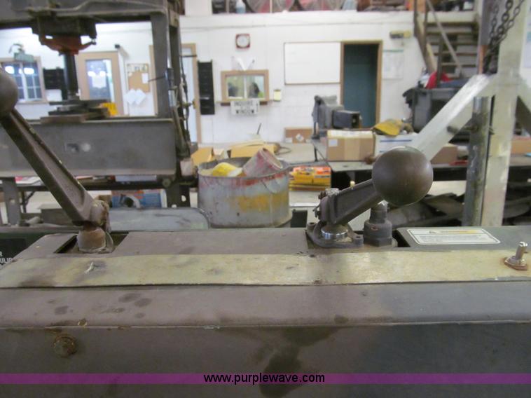 image for item O9147 DP Manufacturing winch