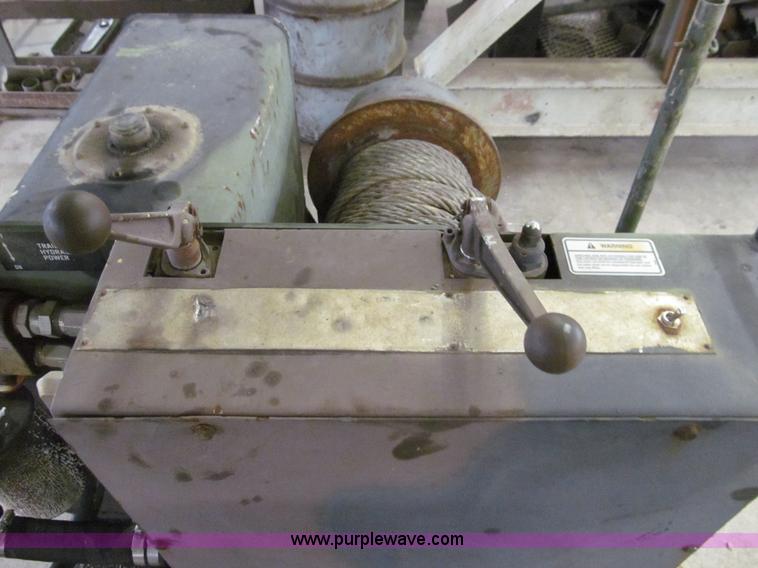 image for item O9147 DP Manufacturing winch