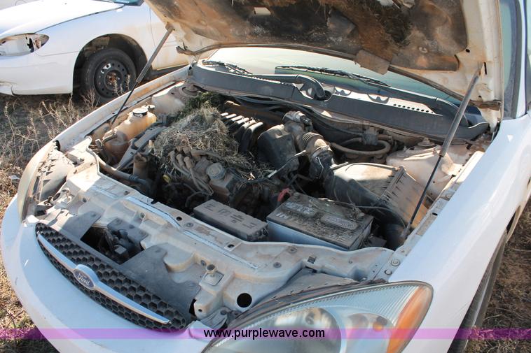 image for item O9346 2001 Ford Taurus SES