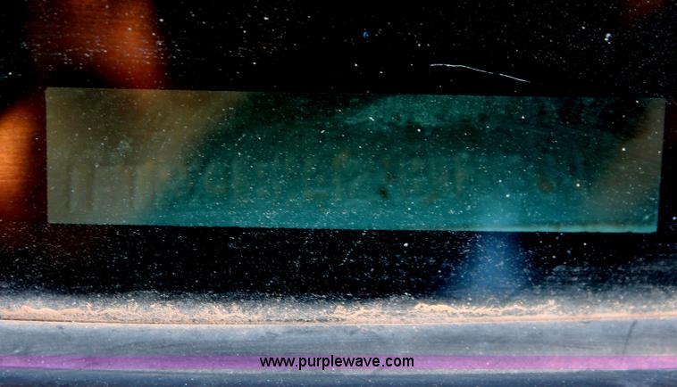 image for item O9348 2002 Ford F150 XL SuperCab pickup truck