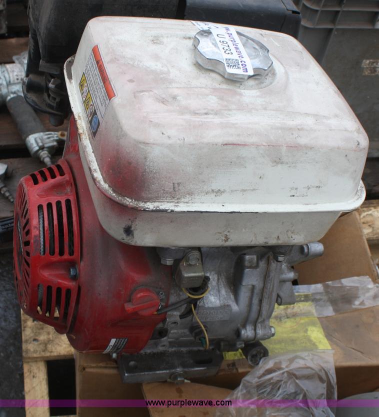 Honda GX240 8 HP gas engine in Tonganoxie, KS Item U9733 sold