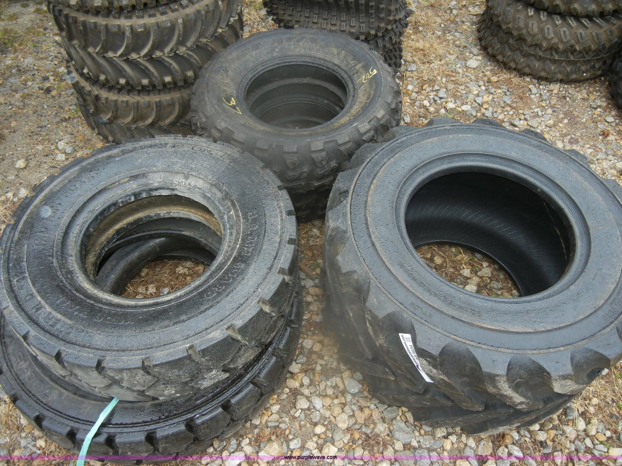 (13) assorted unused tires in Shawnee, KS Item AB9834 sold Purple Wave
