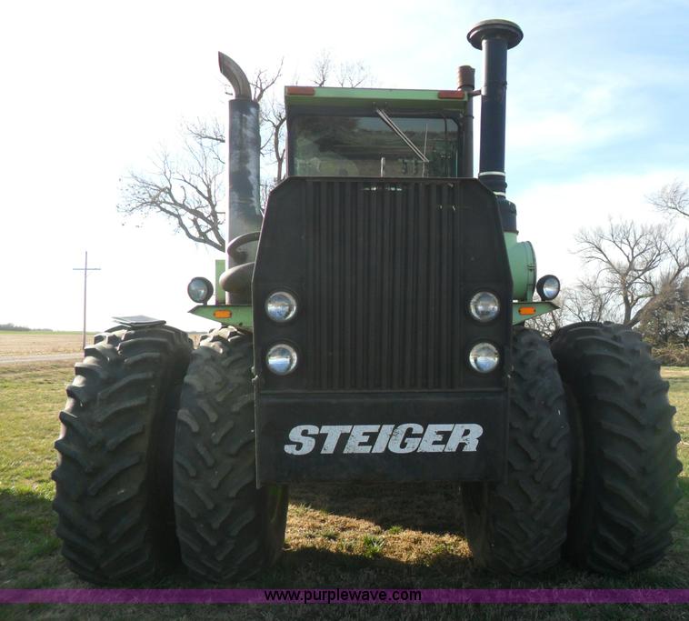image for item AB9198 1981 Steiger Panther ST310 tractor