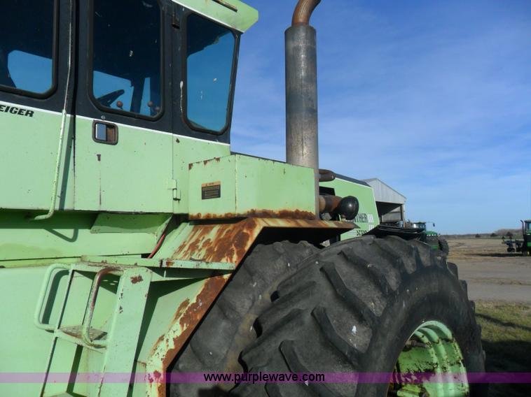 image for item AB9198 1981 Steiger Panther ST310 tractor