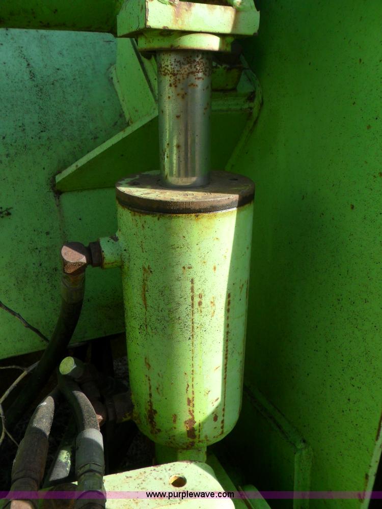 image for item AB9198 1981 Steiger Panther ST310 tractor