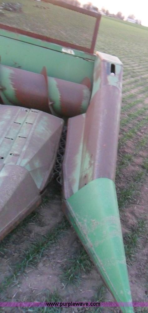 image for item AB9215 John Deere 853A row head