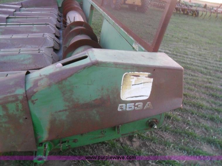 image for item AB9215 John Deere 853A row head