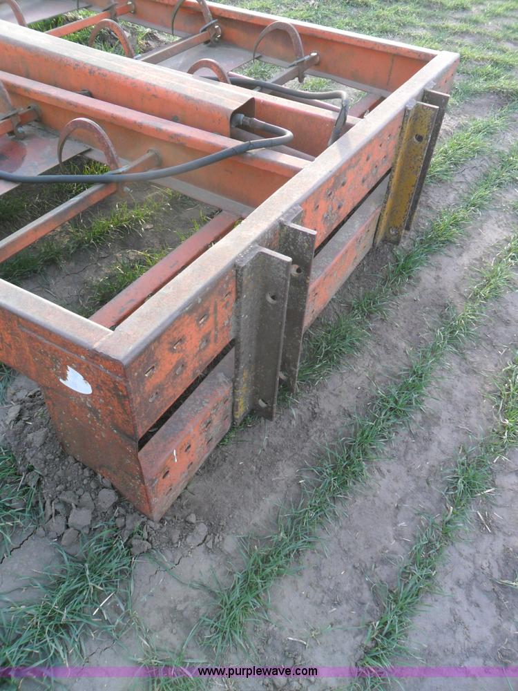image for item AB9225 Farmhand bale fork