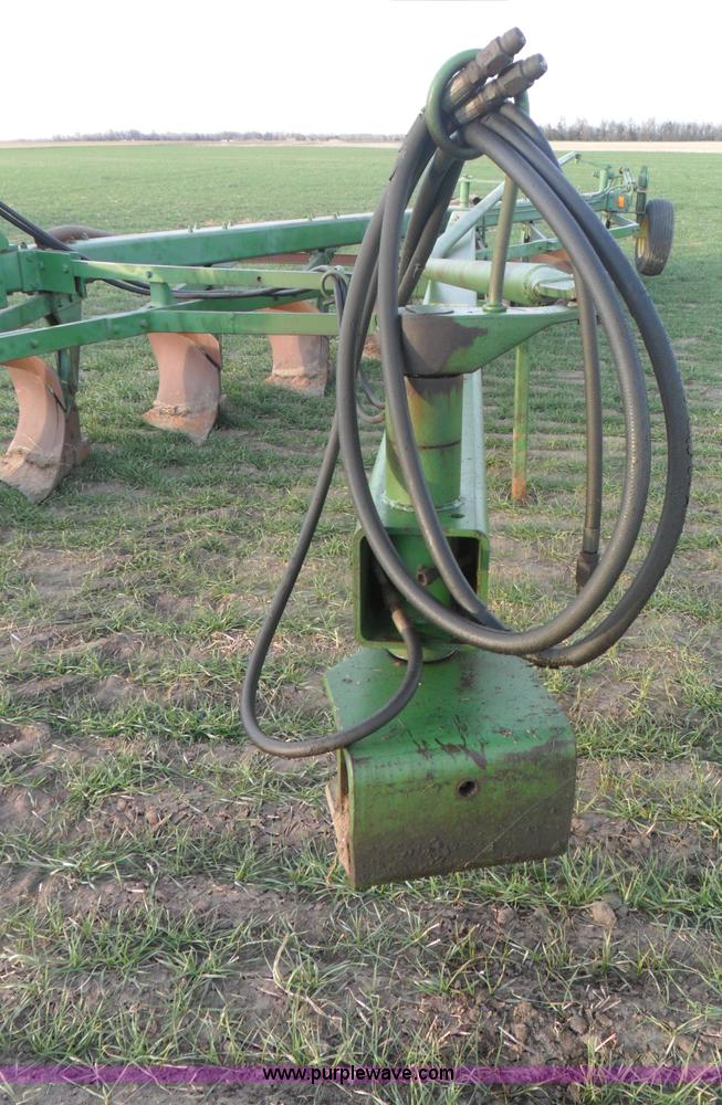 image for item AB9227 John Deere 2350 eight bottom plow