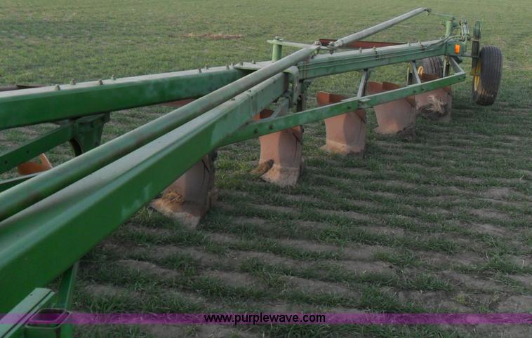 image for item AB9227 John Deere 2350 eight bottom plow