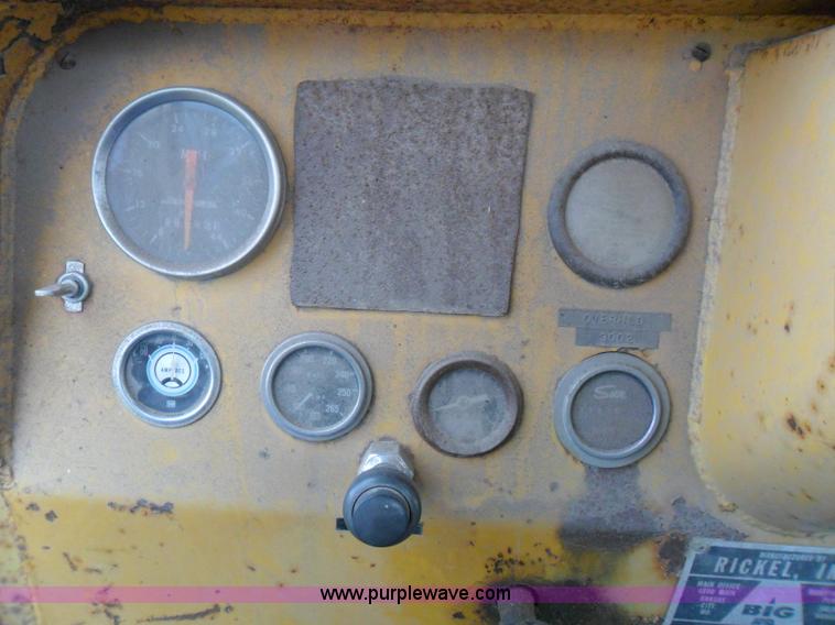 image for item AB9231 Big A 2000 self propelled sprayer