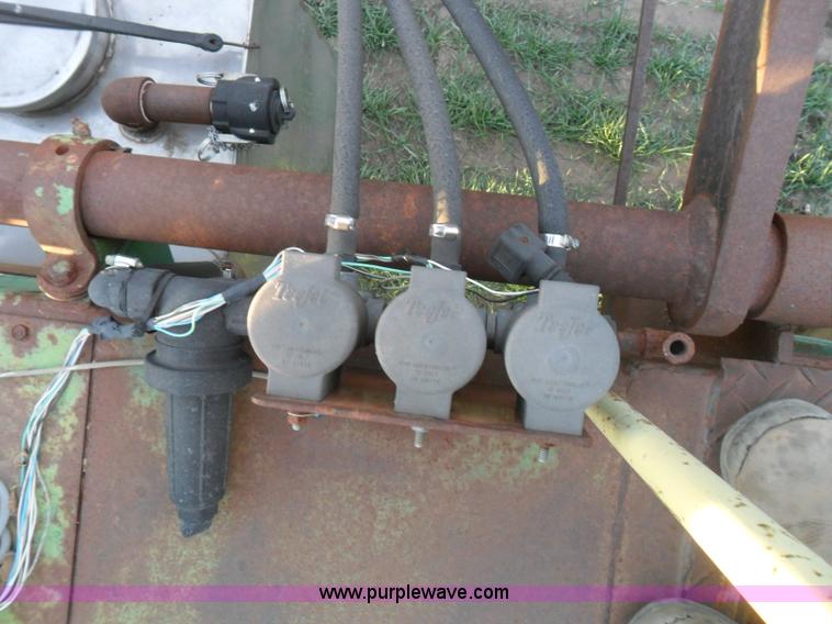 image for item AB9234 John Deere HyCycle 600 self propelled sprayer