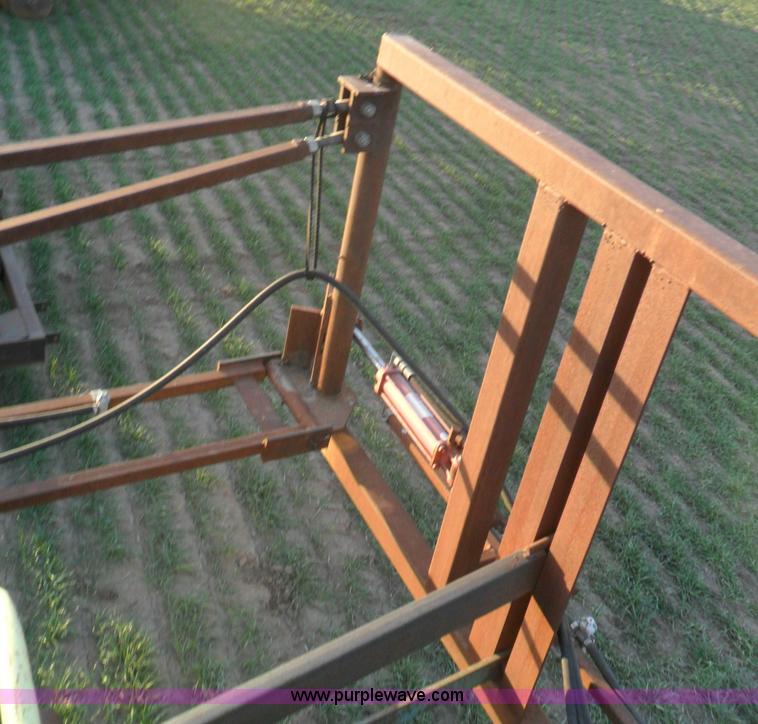 image for item AB9234 John Deere HyCycle 600 self propelled sprayer