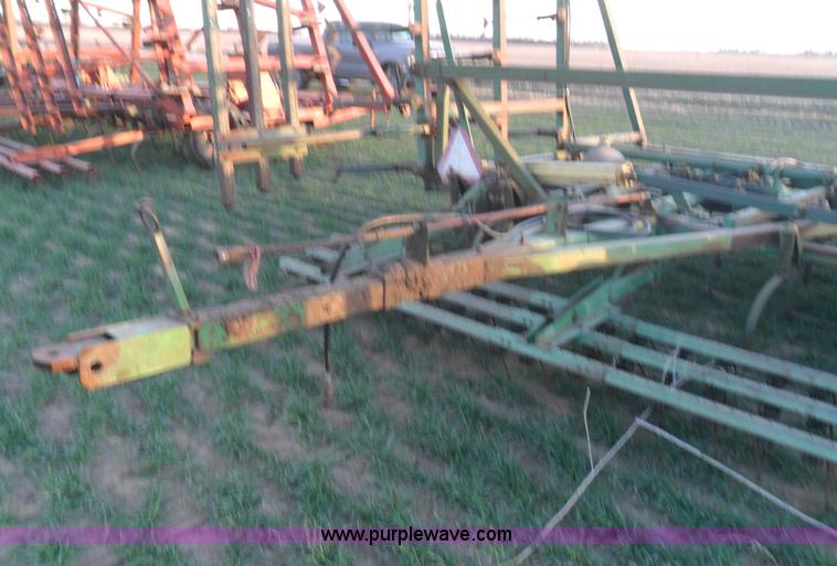 image for item AB9235 John Deere 1010 38' field cultivator