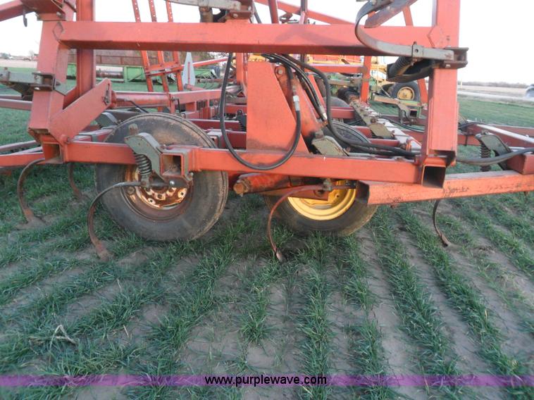 image for item AB9236 Hesston 45' field cultivator