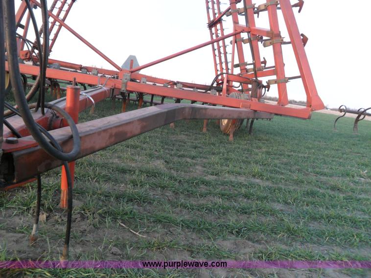 image for item AB9236 Hesston 45' field cultivator