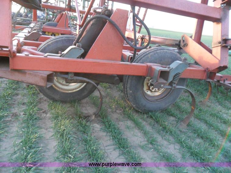 image for item AB9236 Hesston 45' field cultivator