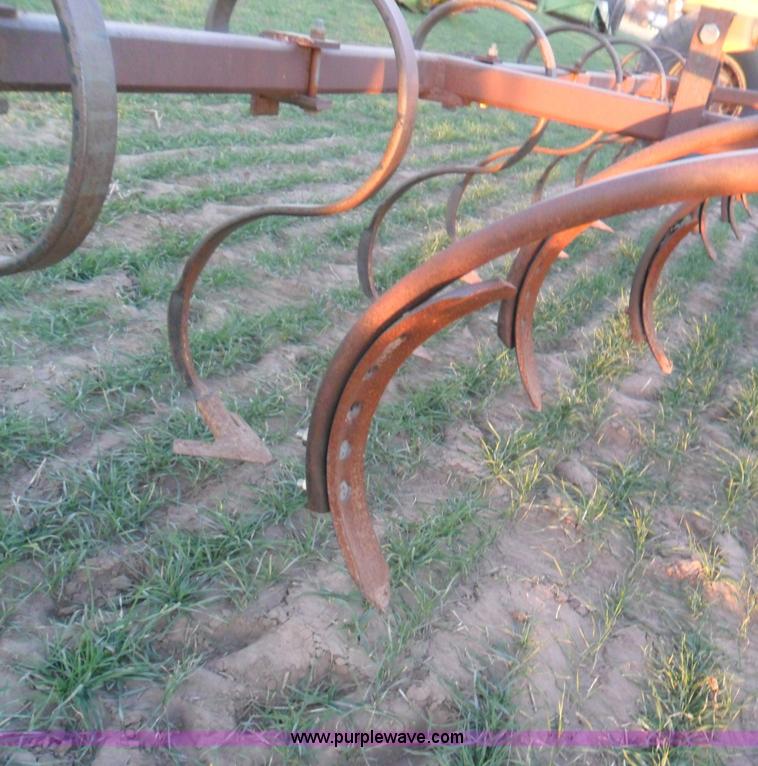 image for item AB9237 John Deere 714 coulter chisel