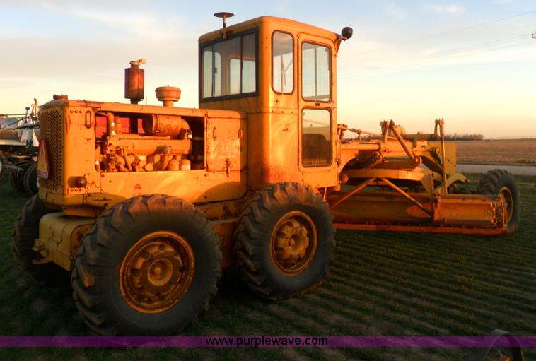 image for item AB9238 1966 Caterpillar 12E motor grader