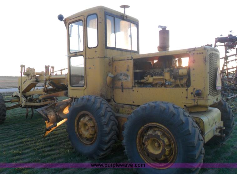 image for item AB9238 1966 Caterpillar 12E motor grader