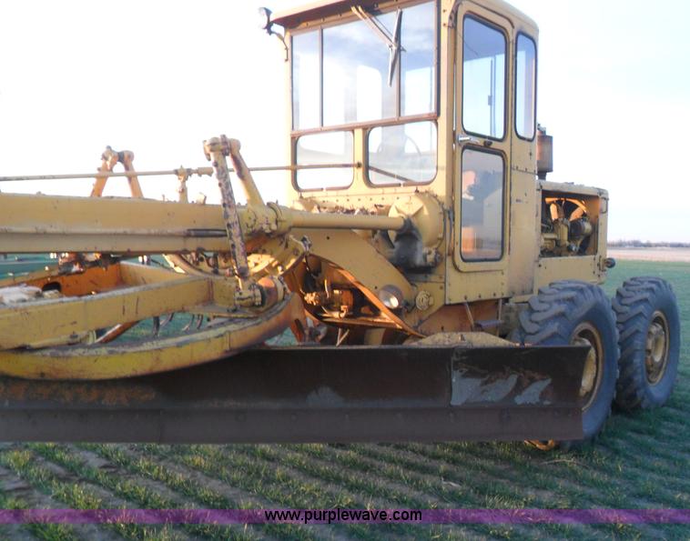 image for item AB9238 1966 Caterpillar 12E motor grader
