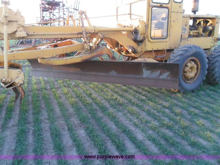 image for item AB9238 1966 Caterpillar 12E motor grader